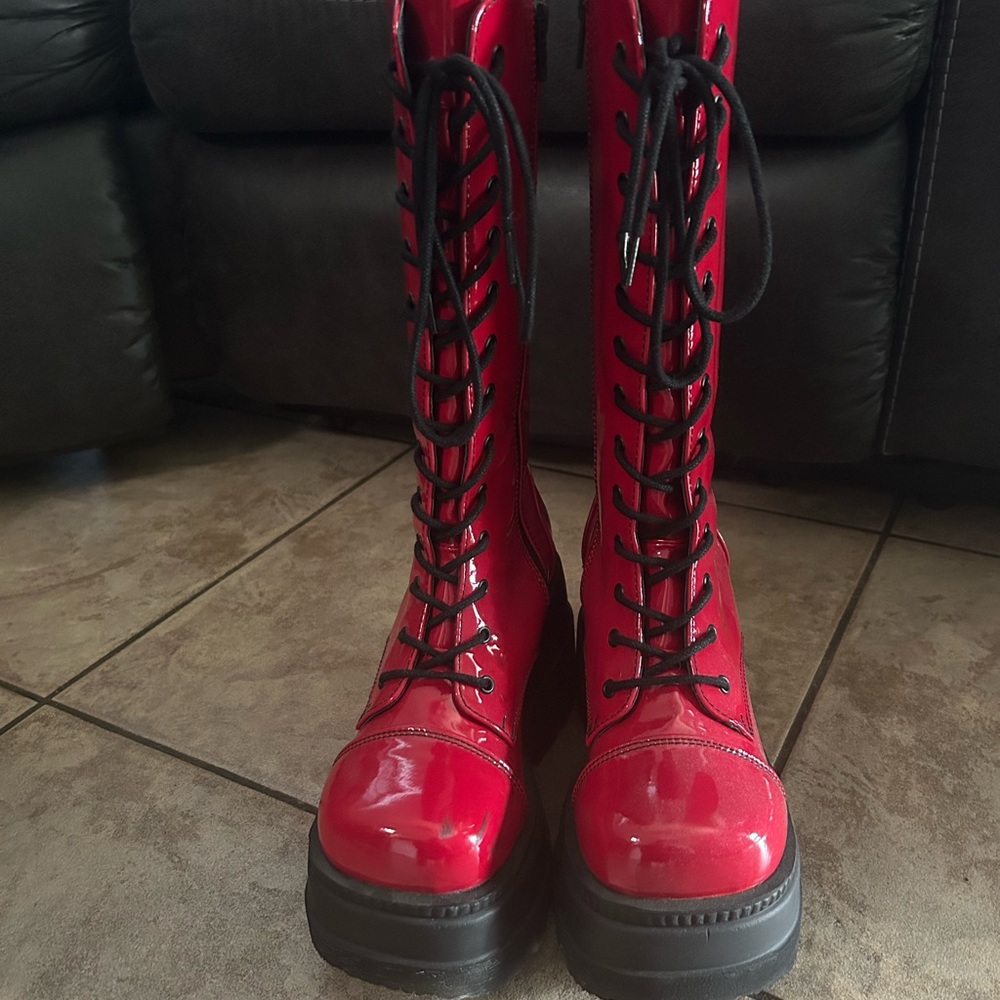 Red Demonia Platforms